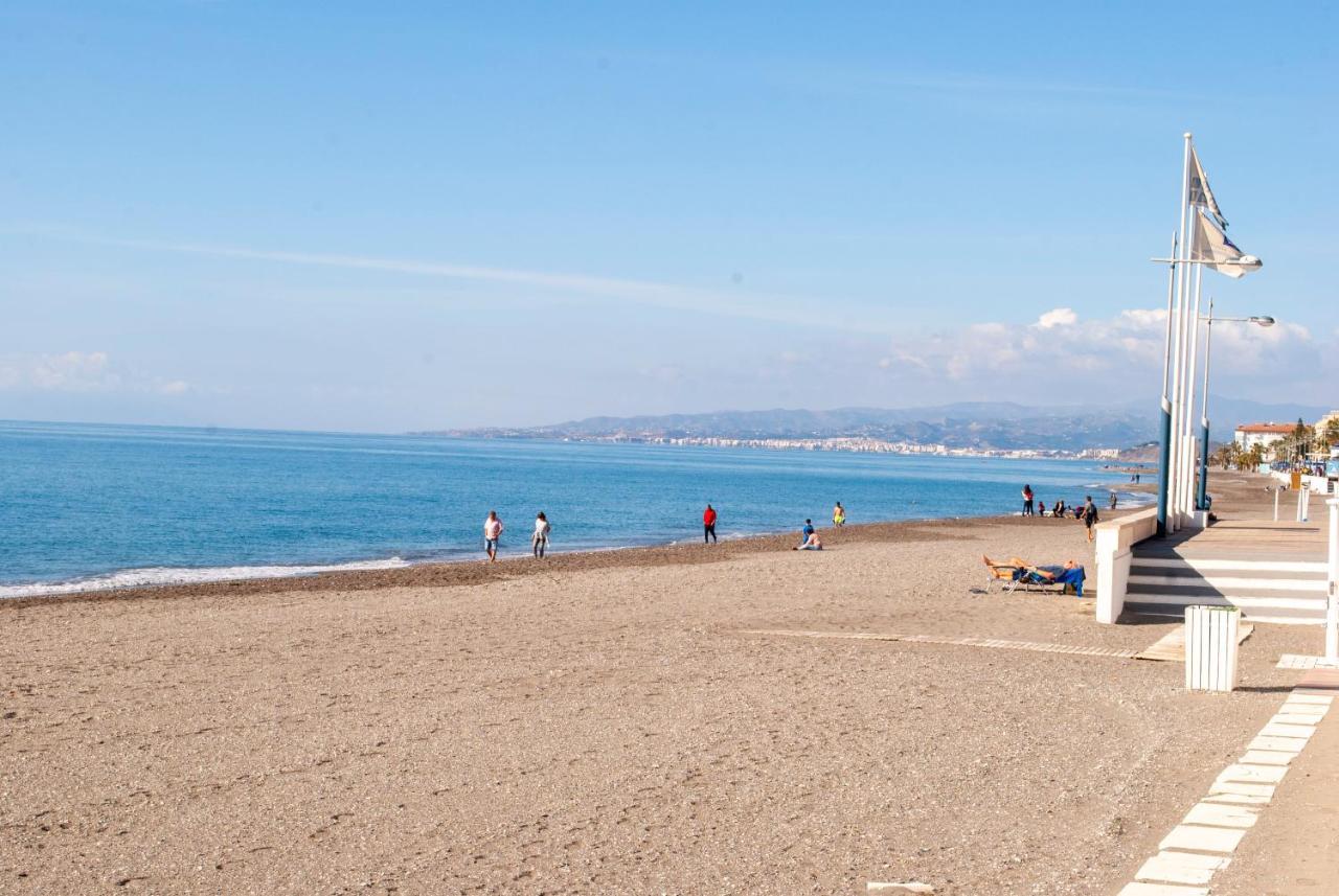 Apartamento Luminoso, acogedor y a 3 minutos de la playa Torrox Exterior foto