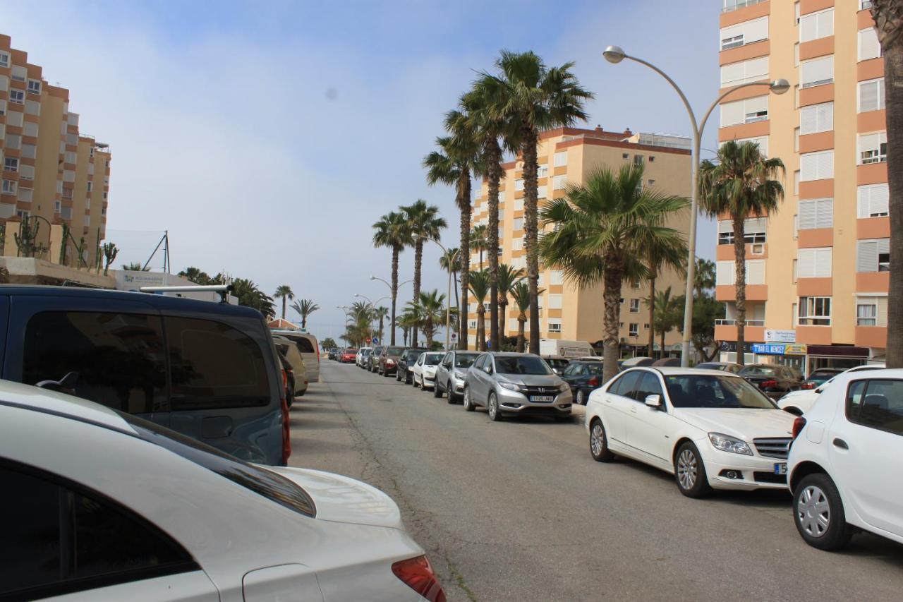 Apartamento Luminoso, acogedor y a 3 minutos de la playa Torrox Exterior foto