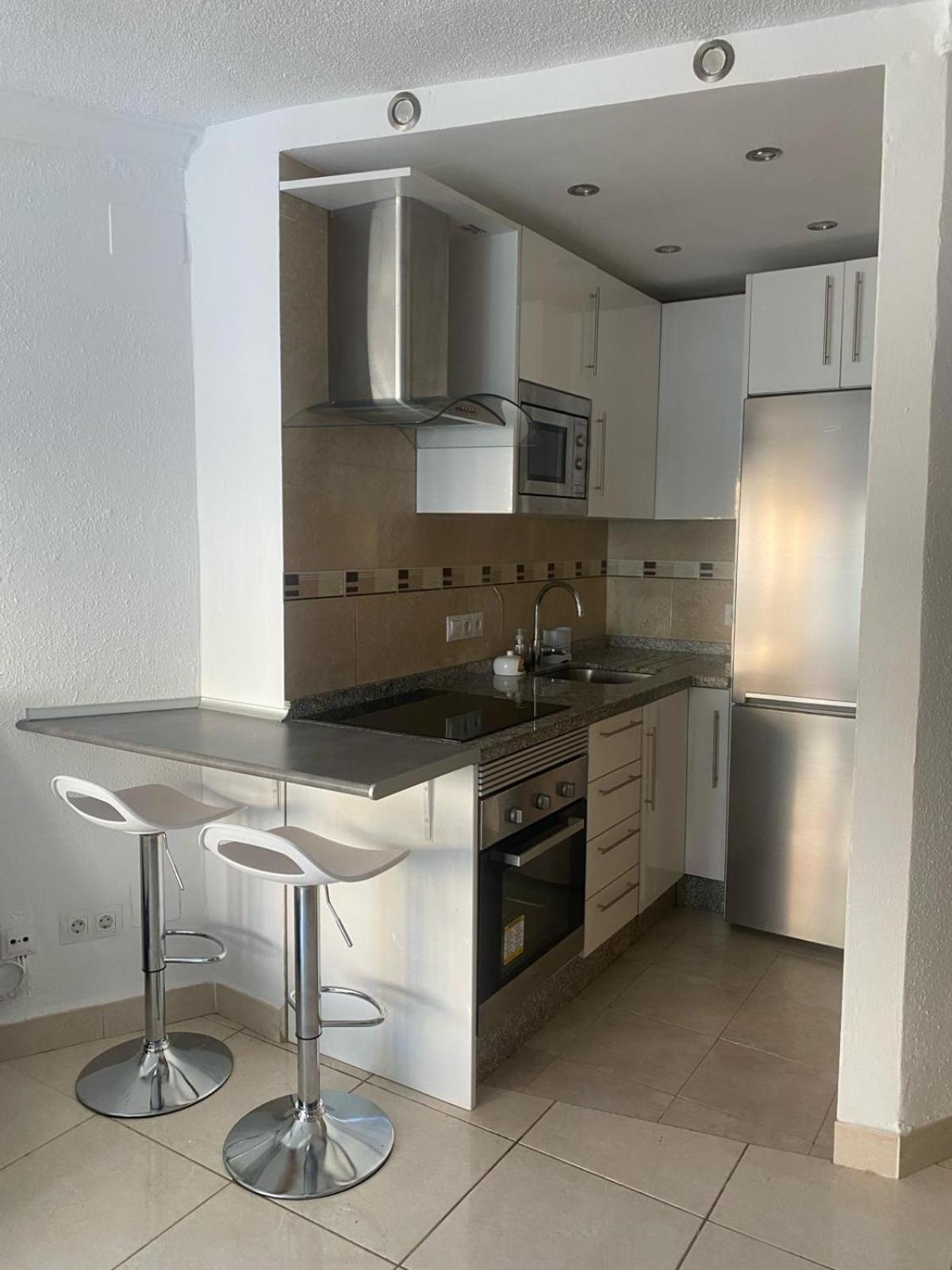 Apartamento Luminoso, acogedor y a 3 minutos de la playa Torrox Exterior foto